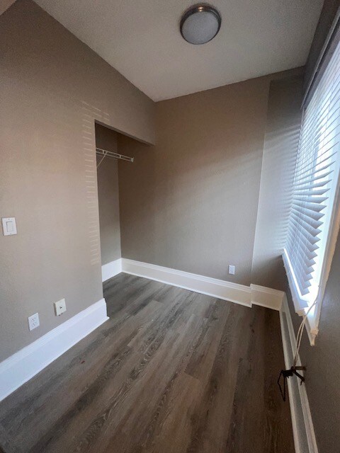 Foto del edificio - 312 E Olive Pl