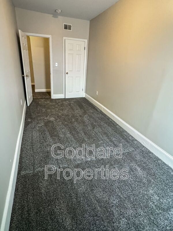 Building Photo - 2224 Eutaw Pl
