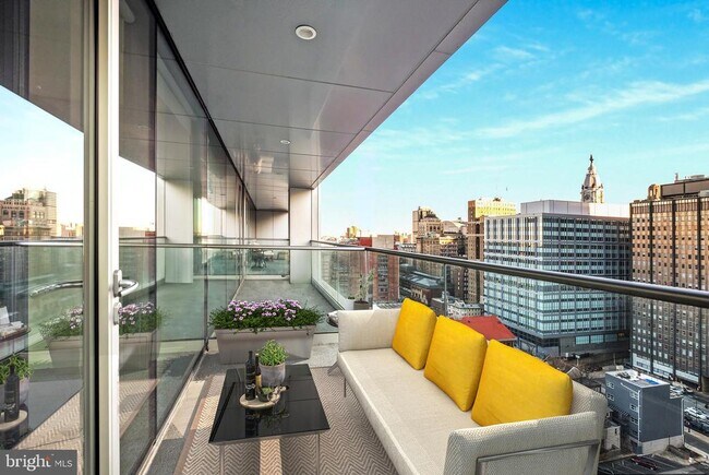 Foto del edificio - 200 N 16th St