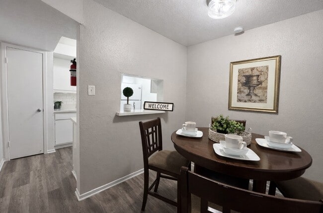 Foto del edificio - 1541 Moritz Dr