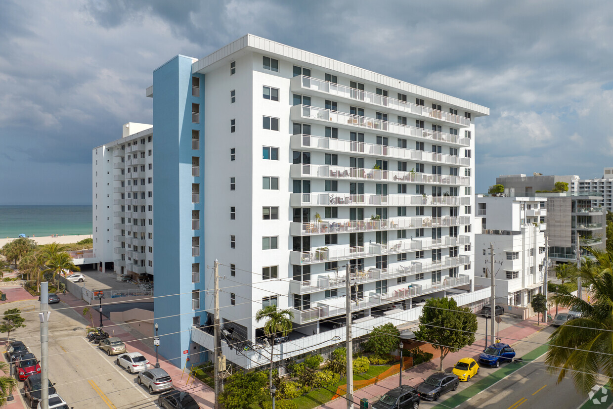 Primary Photo - Ocean Point Condominium