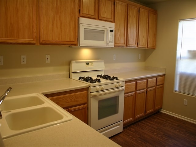 Foto del edificio - 7241 Nova Ridge Ct