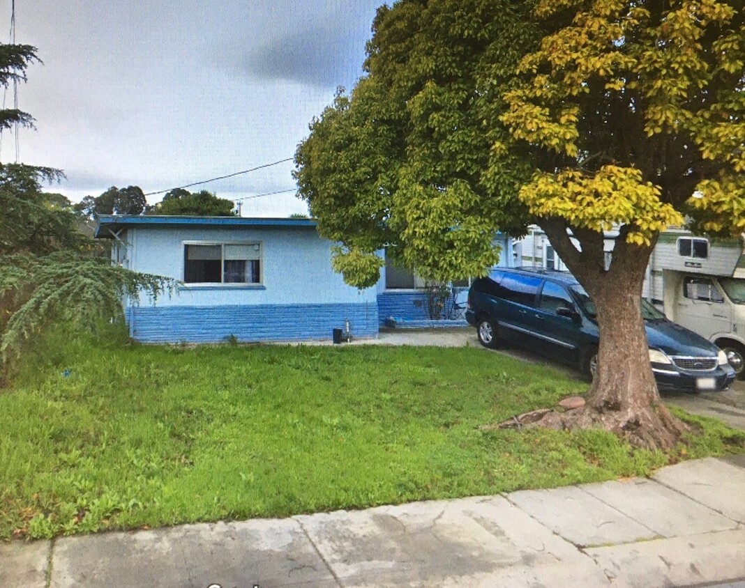 Primary Photo - 4 bed 2 bath House in San Pablo -- COMING ...