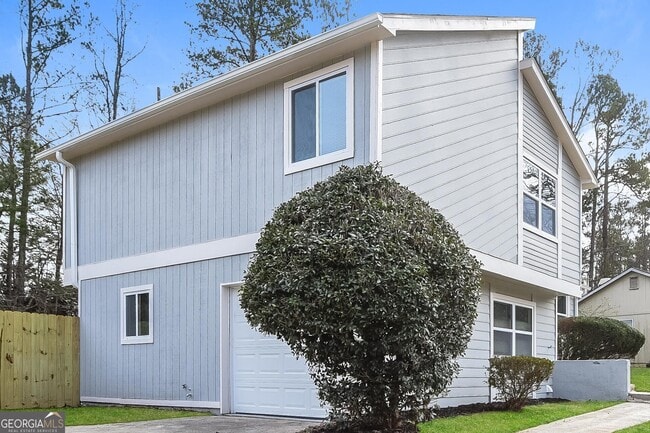 Building Photo - 6258 Leverett Dr