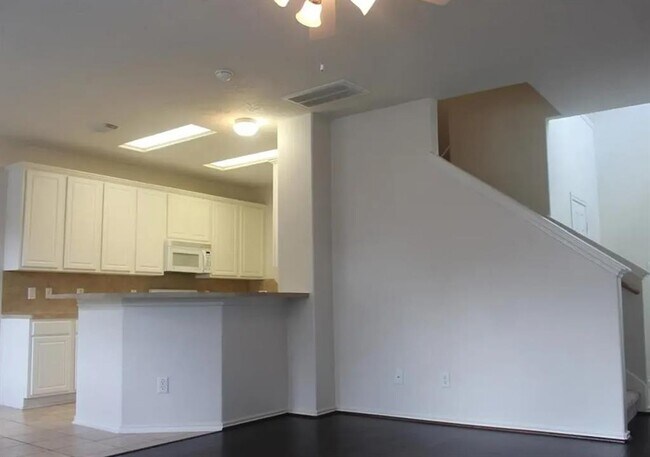 Foto del edificio - 13047 Peppergate Ln