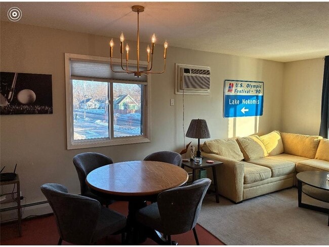 Building Photo - 3624 E 38th St