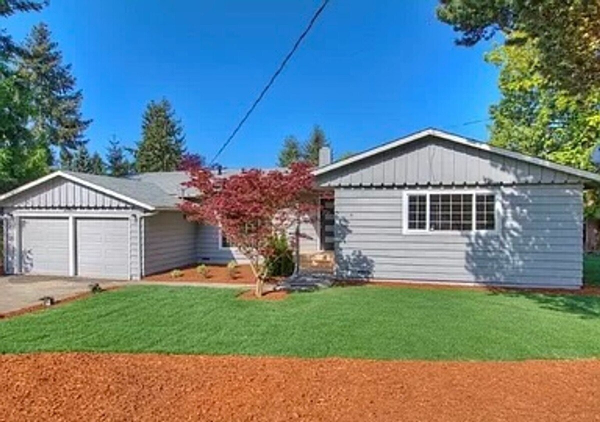 22911 23rd Pl S, Des Moines, WA 98198 House Rental in Des Moines, WA