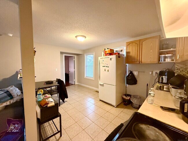 Foto del edificio - 12 South St