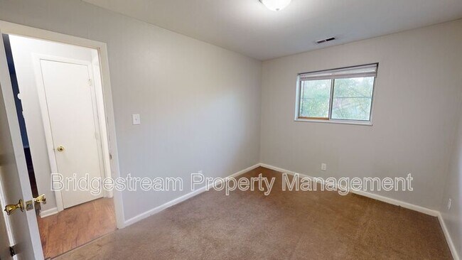 Foto del edificio - 7837 N Main St