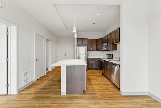 Building Photo - 1170 Tremont St