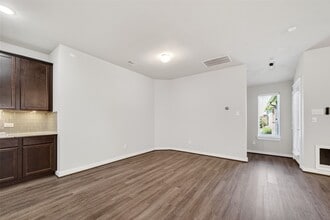 Building Photo - 12322 Sabine Point Dr
