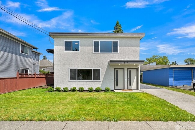 Building Photo - 810 Irving St