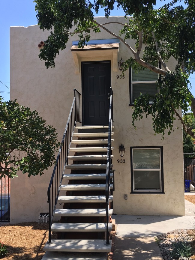 Front of Duplex - 933 26th St