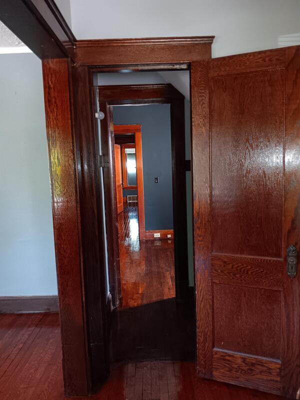 Foto del edificio - 3126 West 101st Street - 1