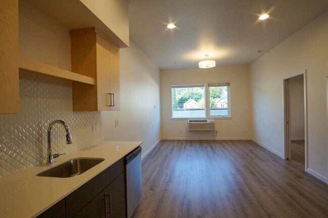 Foto del edificio - Top Floor John's Landing-Modern, Spacious ...