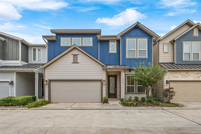 Foto del edificio - 10408 Quiet Courtyard Rd