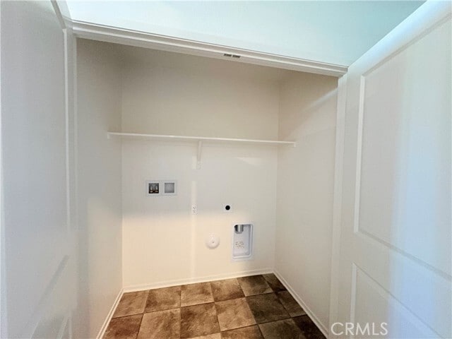 Foto del edificio - 8439 Bickmore Ave