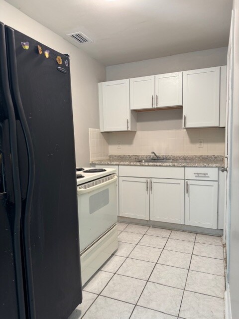 Foto del edificio - 5010 Bullard St