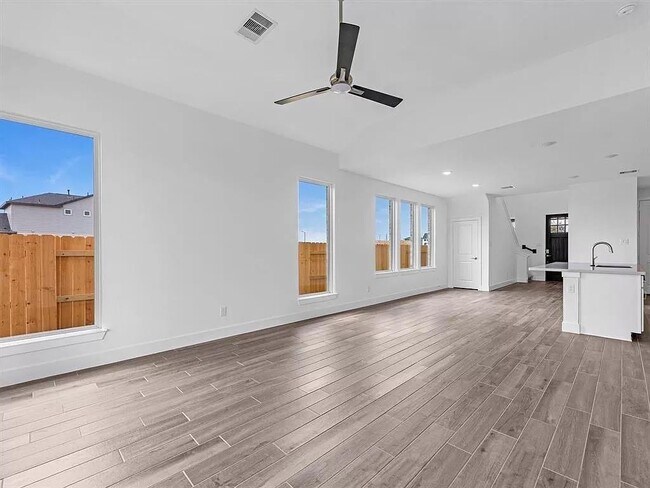 Building Photo - 7226 Winding Aster Way