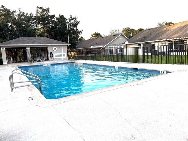 Building Photo - 2158 Cypress Bay Blvd
