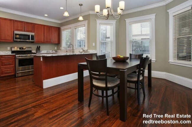 Building Photo - 179 Tremont St