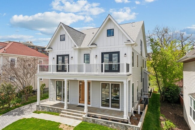 Building Photo - Stunning 2025 New Build
