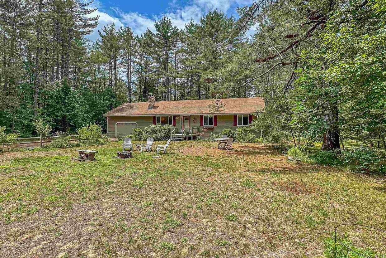 Primary Photo - 19 Baker Cir