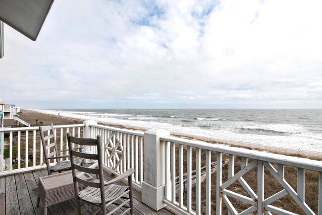 Building Photo - 609 Carolina Beach Ave S