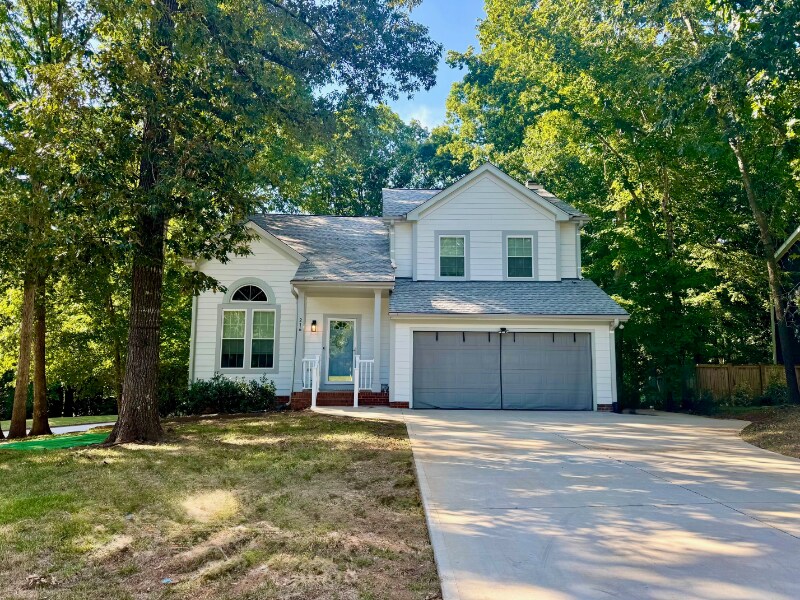 Foto principal - 216 Norham Dr