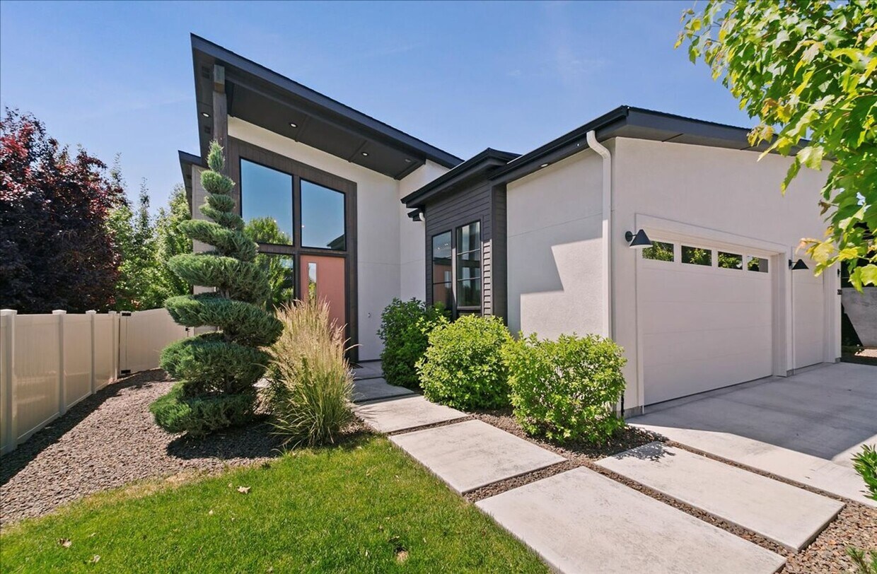 Primary Photo - Modern Luxury Meets Everyday Comfort in Me...