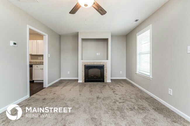 Foto del edificio - 405 Whitehall Ct