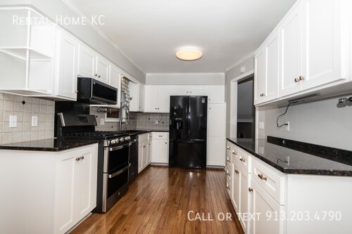 Foto del edificio - 15118 W 83rd St