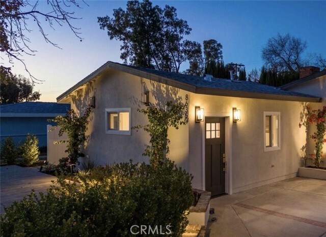 Building Photo - 8635 Le Berthon St