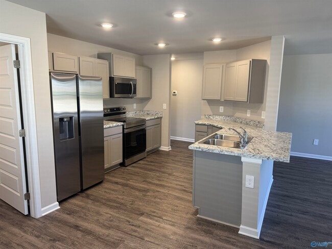 Building Photo - 151 Olde Hearth Rd