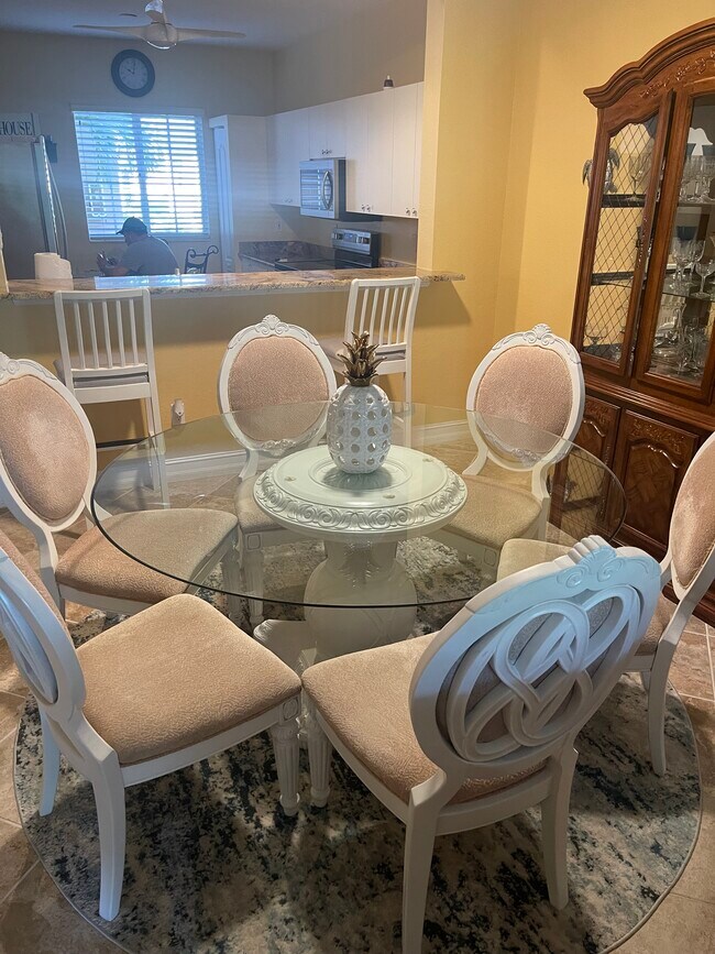 Foto del edificio - 740 Luisa Ln