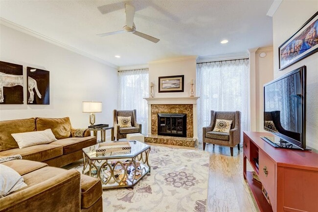 Building Photo - 2409 Bering Dr