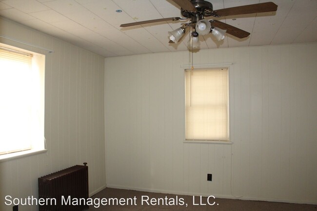 Building Photo - 4 br, 1 bath House - 815 Hess Farm Rd
