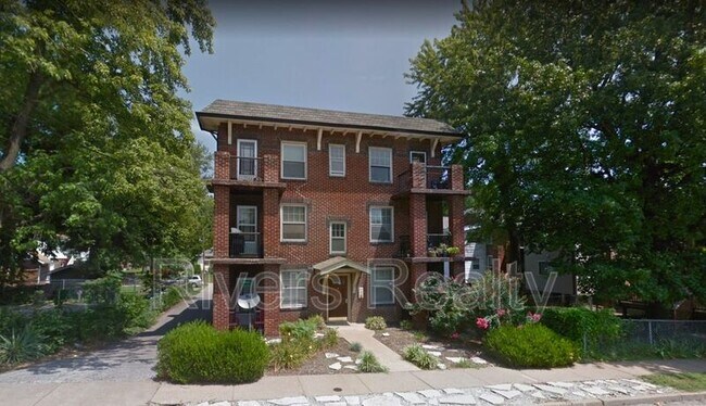 Building Photo - 7211 Richmond Pl