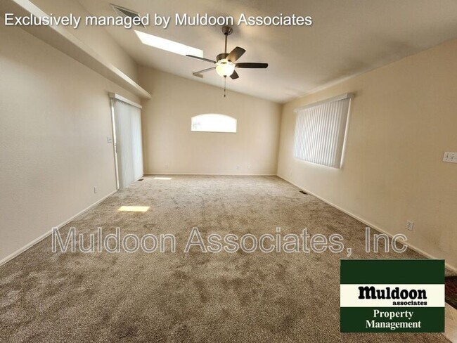 Foto del edificio - 955 S Kyle Ln