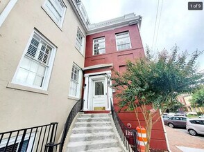 Building Photo - 219 N 19th St