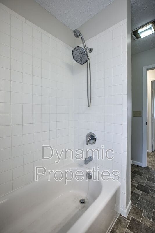 Building Photo - 217 Glendale Cir