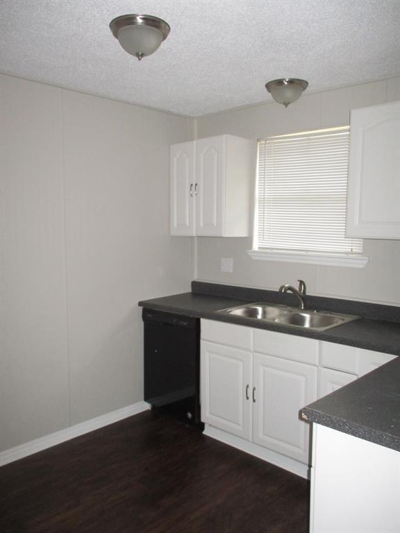 Building Photo - 6634 Indian Lake Dr