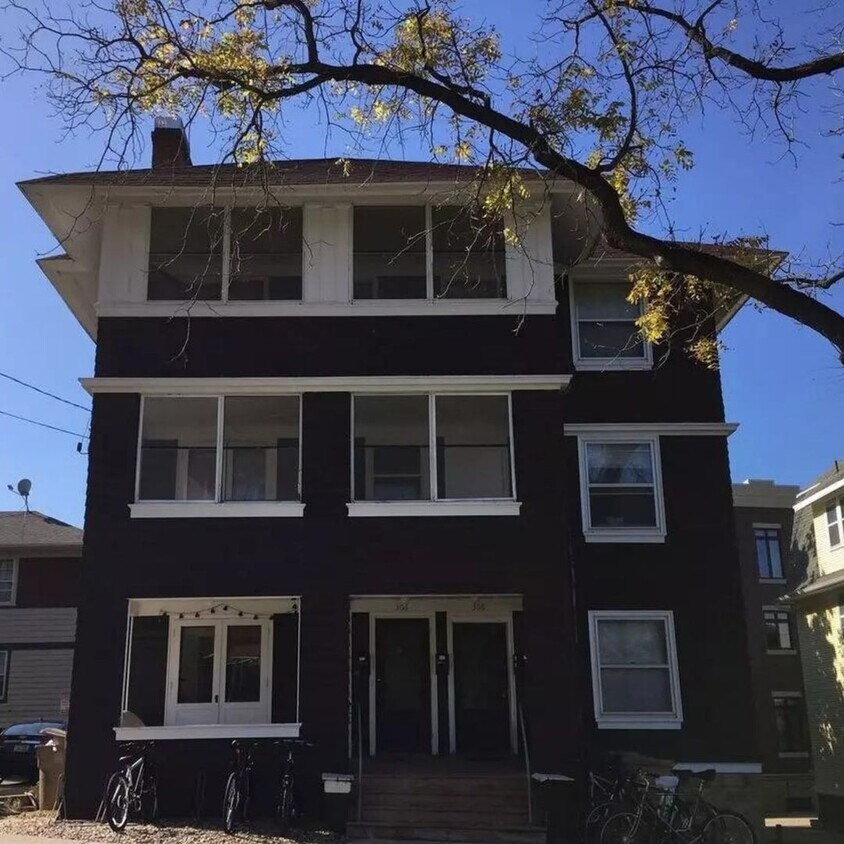 Foto del edificio - 306/308 N. Prospect Avenue