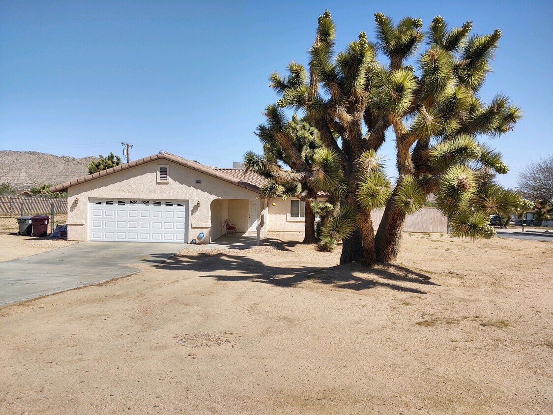 56656 Navajo Trl, Yucca Valley, CA 92284 House Rental in Yucca Valley