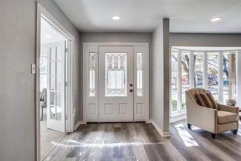 Building Photo - 4031 Port Royal Dr
