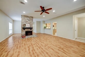 Building Photo - 60 W Indian Sage Cir