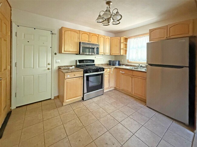 Foto del edificio - 25 Brookhaven Ave