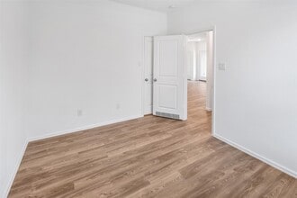 Building Photo - 5508 Knox Lndg Dr