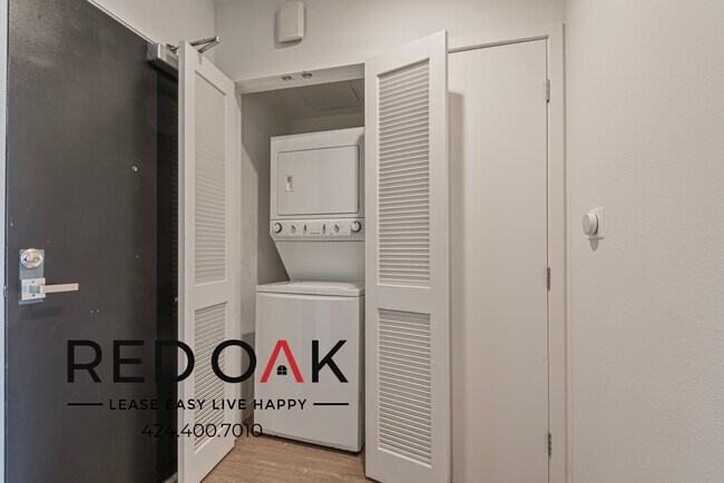 Foto del edificio - Incredible Studio with Central Heat and Ai...