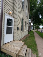 Building Photo - 909 2nd Ave